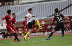 �격Sunbet�������ӱ�3-1��ת�ϸ۵ǰ��ף��ź���÷�� 